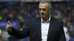 Debutó en Boca, tuvo tres pasos por el club, quedó libre en España y ahora podría volver