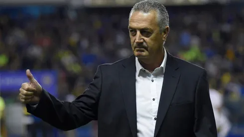 Debutó en Boca, tuvo tres pasos por el club, quedó libre en España y ahora podría volver