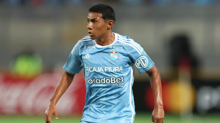 Max Castro es una de las jovenes promesas del fútbol peruano.