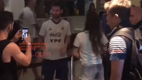 Antonela Roccuzzo va a estar feliz: Messi se sacó una foto con una brasileña y entendió todo