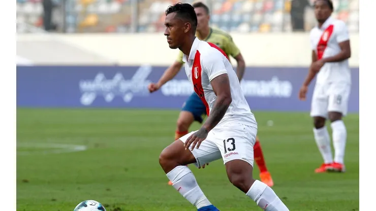 Renato Tapia jugó los dos últimos amistosos de Perú