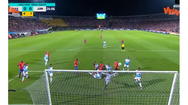 La impresionante atajada de Viera que salvó a Junior en la final del FPC.