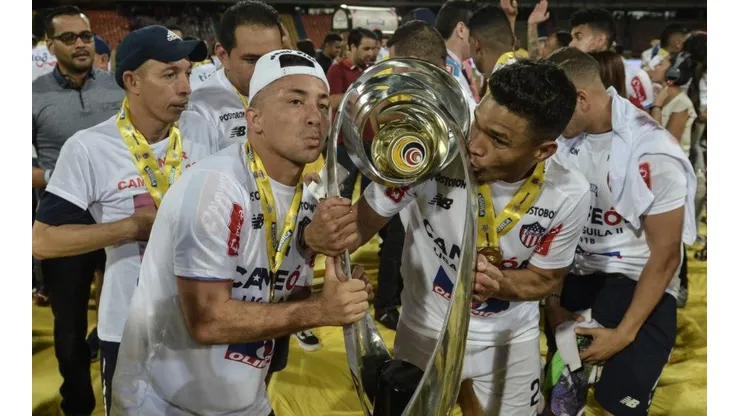¡Junior de Barranquilla se proclamó bicampeón del fútbol colombiano!