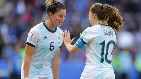 Inglaterra vs. Argentina por la Copa Mundia Femenina.