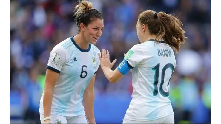 Inglaterra vs. Argentina por la Copa Mundia Femenina.