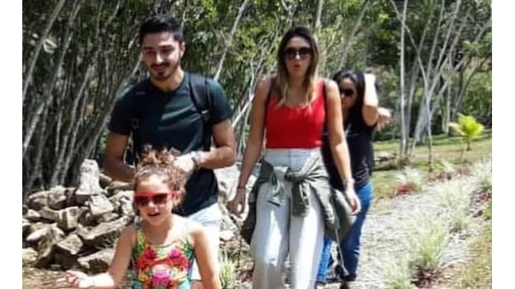 El novio de Daniela Ospina ya no esconde el amor y tira corazones como loco