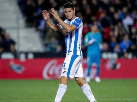 Burdisso llamó a un ex Boca, pero para preguntarle por Carrillo