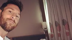 Foto de Lionel Messi con el Kun Agûero.