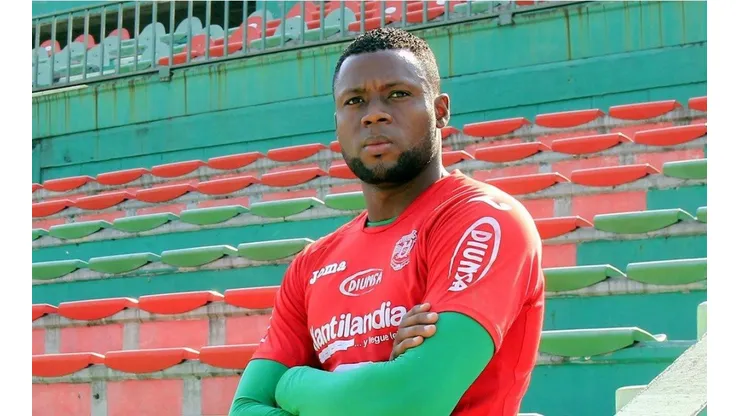 Yustin Arboleda, jugador del club Marathon de Honduras.