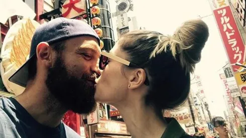 Un hincha de Boca insultó a De Rossi en una foto que subió su mujer y ella le respondió