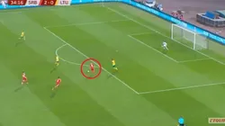 Golazo espectacular de Luka Jovic.