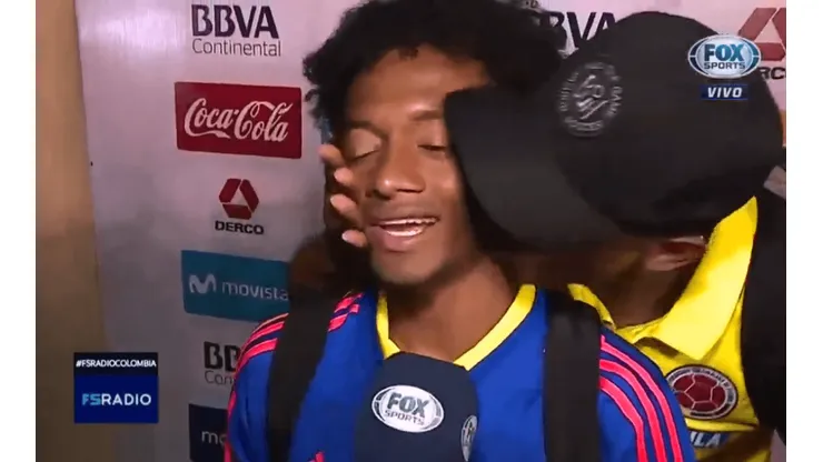 El divertido momento entre Juan Guillermo Cuadrado y Yerry Mina.