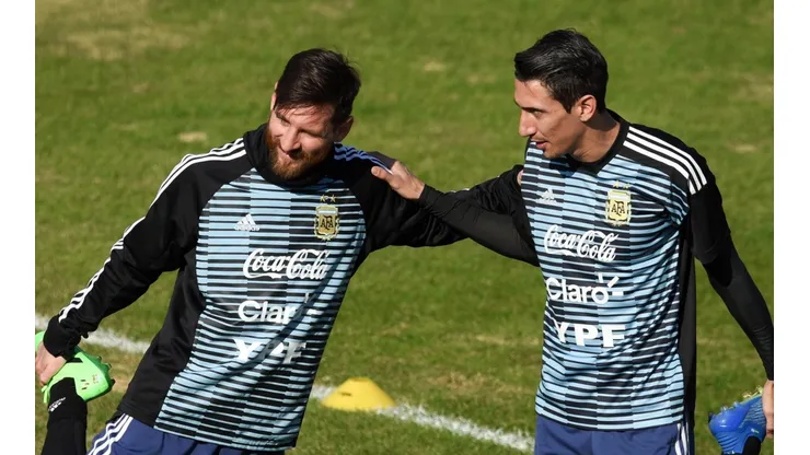 Messi y Di María en un entrenamiento.