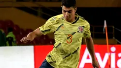 Stefan Medina hizo un mal saque de banda y las redes estallaron