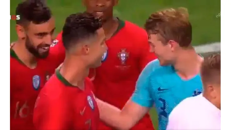 El cruce entre De Ligt y Cristiano Ronaldo.