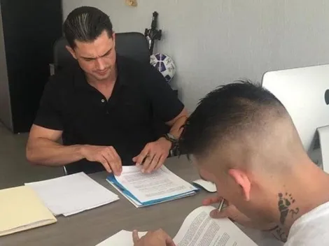 Lo que nadie te mostró: en la foto de presentación de Centurión apareció un jugador atrás