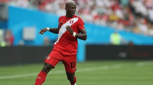 Los caminos indican que Advíncula jugará en Europa así lo reveló el presidente de Tigres