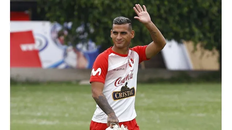 0047512332 - LIMA, PERU - 10/11/2018: ENTRENAMIENTO DE LA SELECCION MAYOR DE FUTBOL EN LA VIDENA. - Archivada_EC