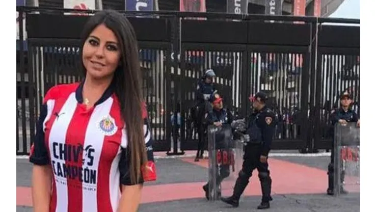 Mariana Zacarías enloqueció con sus Chivas en el Clásico de Leyendas