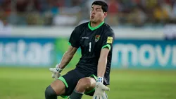 Carlos Lampe en el arco del seleccionado boliviano.