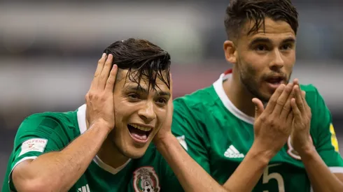 Eso no se hace: Reyes trolleó y humilló a Raúl Jiménez en las redes