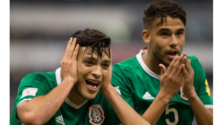 Eso no se hace: Reyes trolleó y humilló a Raúl Jiménez en las redes