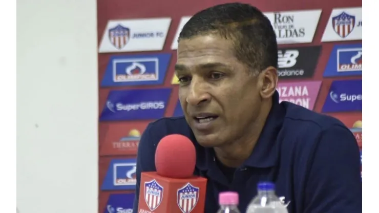 La frase que no le perdonan a Alexis García los hinchas del Junior y se la están recordando