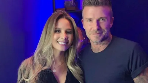 Melissa Martínez y su foto con David Beckham.