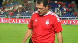 Tulio Gómez sale de Cali por amenazas de la barra brava del América