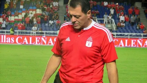 Tulio Gómez sale de Cali por amenazas de la barra brava del América