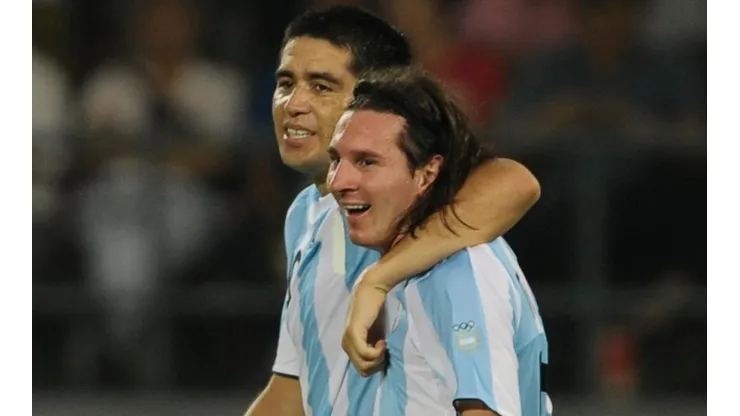 Fin del mito: Messi no aprendió de Maradona, sino de Riquelme