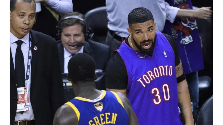 Los Warriors humillaron a Drake antes del inicio del 3ero de las Finales