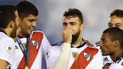River subió una foto de Pratto, metió pregunta para los hinchas y estallaron los comentarios