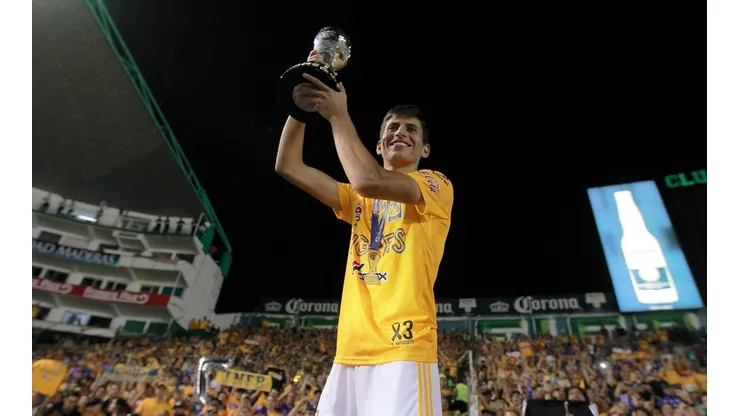 Tigres está abierto a negociar con Chivas por Jürgen Damm