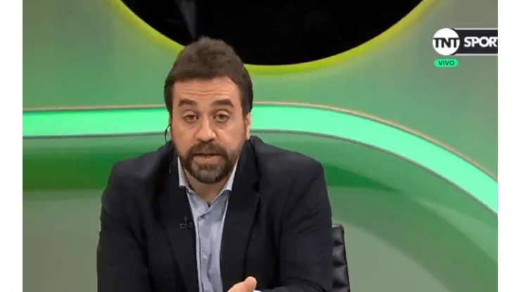 Foto de Distasio hablando en su programa.