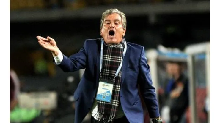 Parodia: Pinto pide a los jefes darle permiso a los hinchas de Millonarios para ir al estadio