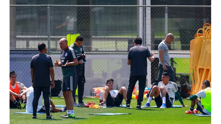 Rubén Rodríguez: los jugadores mexicanos que podrían perderse la Copa Oro