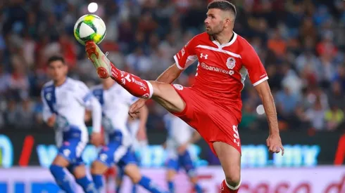 Gigliotti jugando para el Toluca de México.