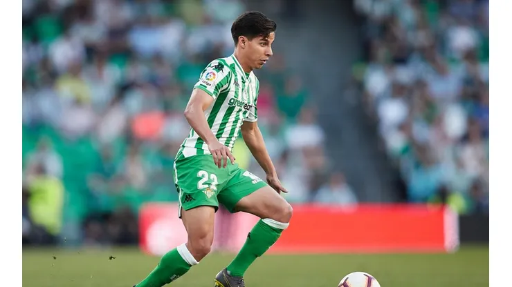 ¿Lainez le respondió a Martino? "Sigo feliz en Betis"