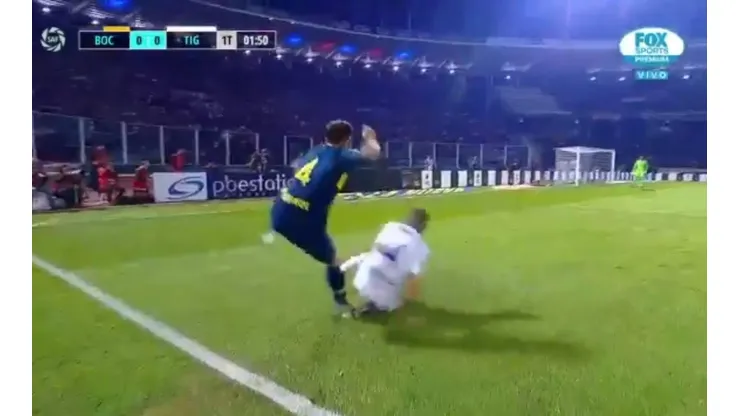 Dura patada de Montillo a Buffarini.
