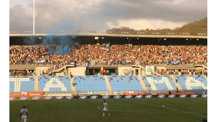 Así lució el estadio Sierra Nevada con los hinchas de Millonarios.