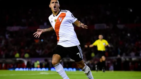 Suárez festeja el 3-0 ante Paranaense.