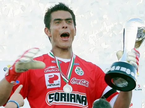 Santos recordó el título de 2008 y Oswaldo Sánchez le respondió
