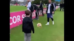 Otro sueño cumplido: Messi jugó al fútbol con el hijo de un ídolo de Boca