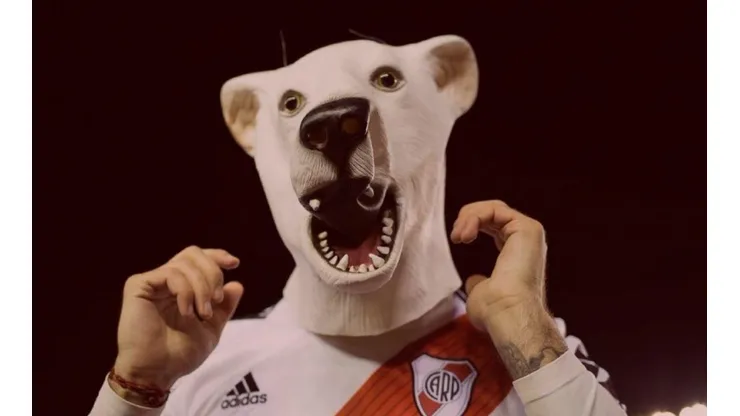Está perfecto: River decidió qué hacer con la máscara que Pratto usó tras ganar la Recopa