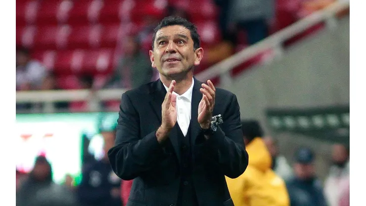 El ex-Pumas Patiño sueña con dirigir a otro grande