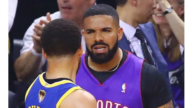 Drake insultó a Draymond Green y subastó algo muy personal de Steph Curry en Instagram