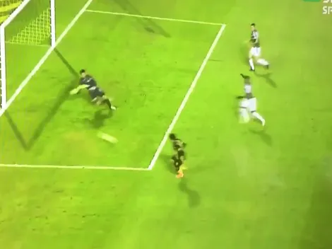 Empezó el show de Camilo Vargas en la Sudamericana: ¡impresionante doble atajada!