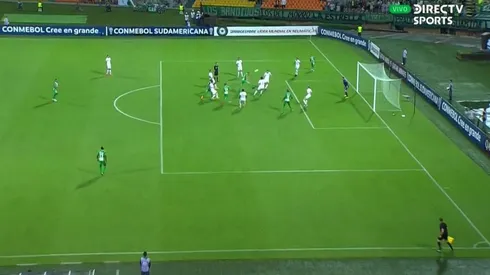 El primer gol de Atlético Nacional sobre Fluminense en Medellín.