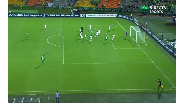 El primer gol de Atlético Nacional sobre Fluminense en Medellín.